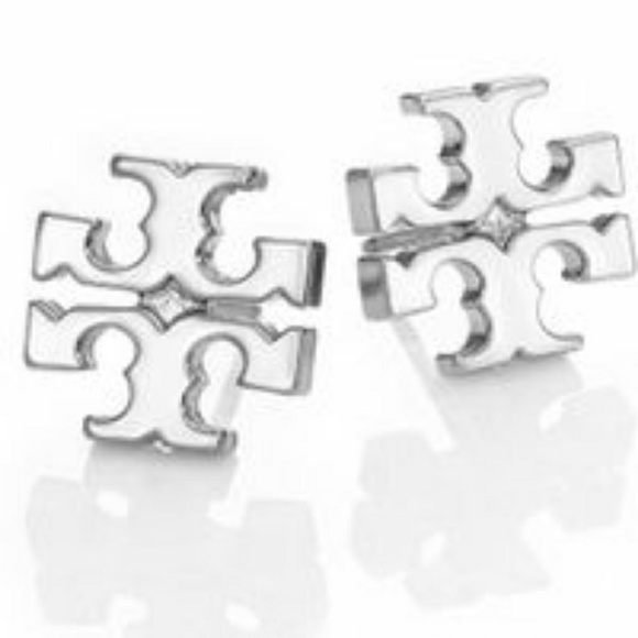 Tory Burch NWOT Silver Small T Logo Stud Earrings - Picture 6 of 6